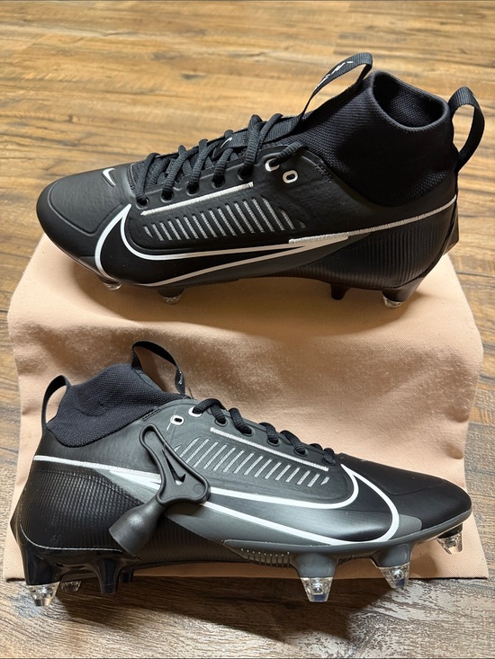 Nike Vapor Edge Pro 360 2 Detachable Football Cleats. WIDE FIT!! main image 4